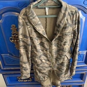 Mur Mur Camo Long Zip Sweater Tunic Size Small